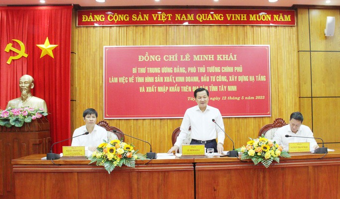 Phó Thủ tướng Lê Minh Khái chủ trì buổi làm việc tại Tây Ninh