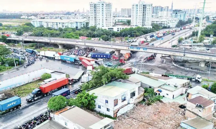 Nút giao Mỹ Thủy chậm tiến độ gần một thập kỷ vì vướng mặt bằng
